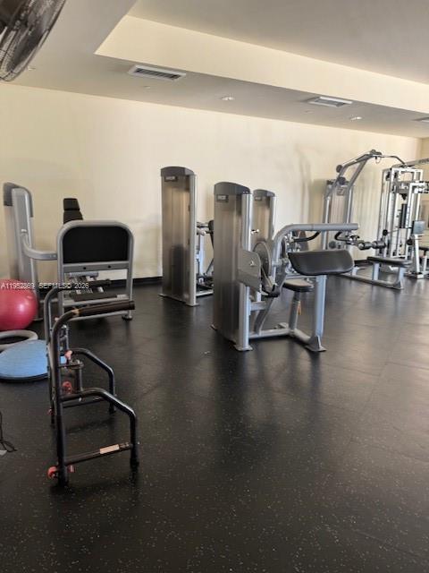 Building Photo - 2475 Brickell Ave