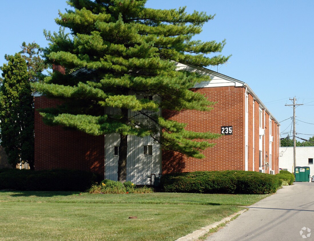 Foto principal - 235 W Indiana Ave