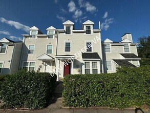 Building Photo - 6085 Netherton St