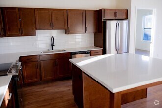 Building Photo - 3820 Jolliet Trl
