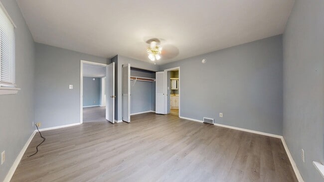Building Photo - 447-449 Cline
