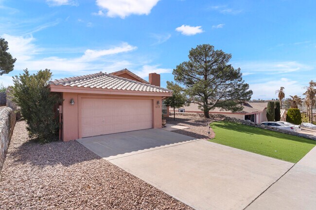 Building Photo - 653 Bluff Canyon Cir