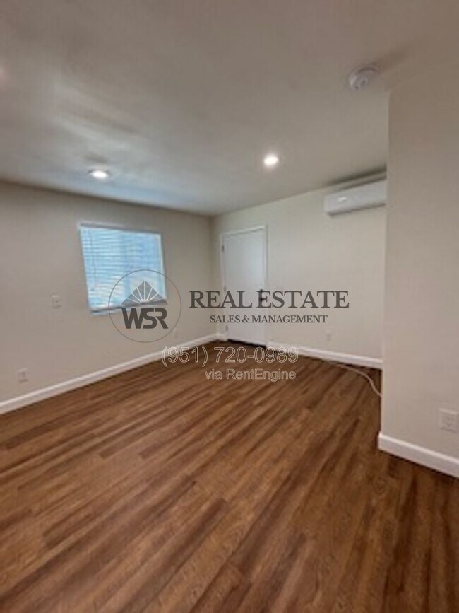 Foto del edificio - 8818 56th St