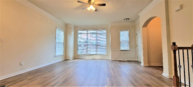 Building Photo - 6075 Kearny Ln