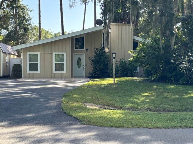 Building Photo - 3728 S Eastpark Way