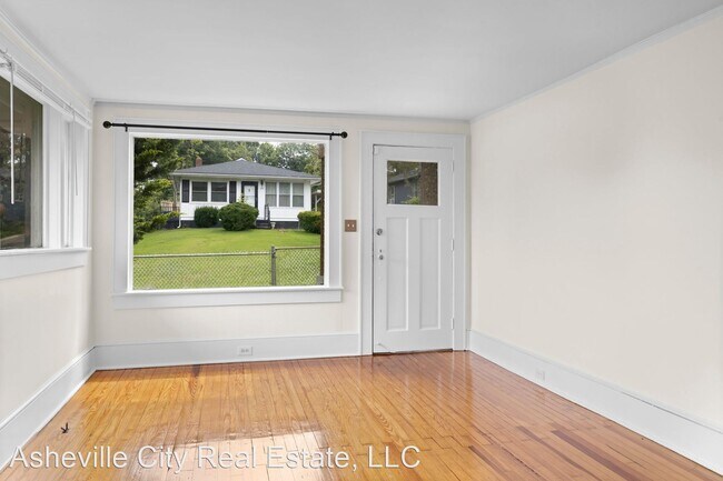Building Photo - 2 br, 1 bath House - 481 Caribou Road