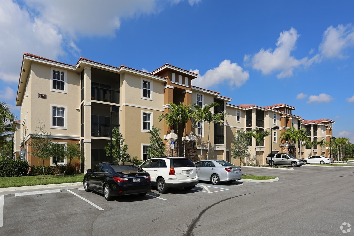 Apartments for Rent in Lake Worth FL
