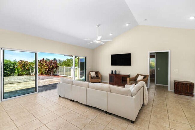 Foto del edificio - Beautiful Home in Gated Community