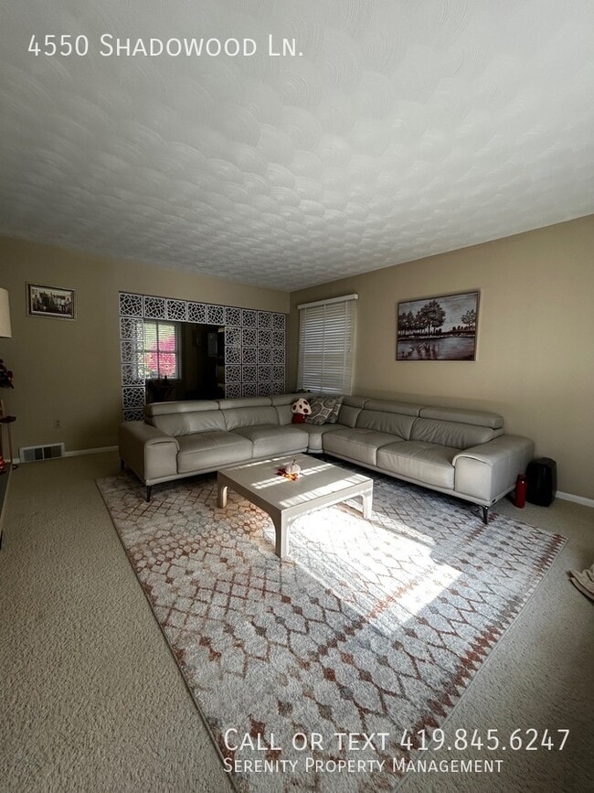 Building Photo - Must See! Tours start 10/28/2024! Furnishe...