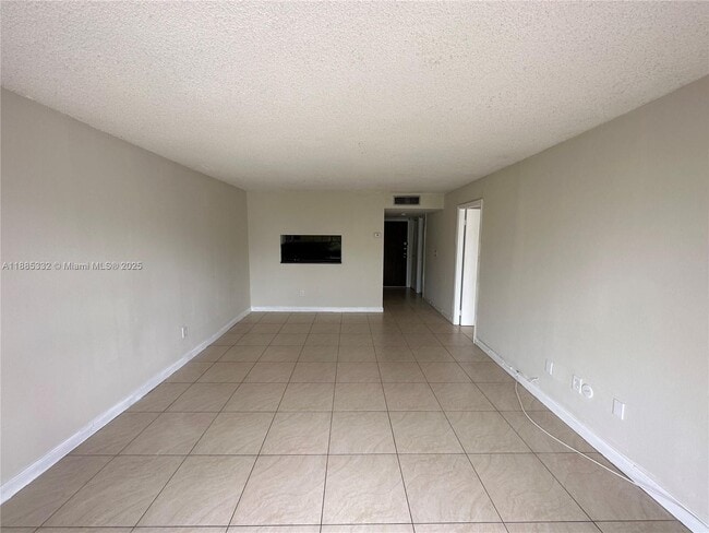 Building Photo - 484 NW 165th St