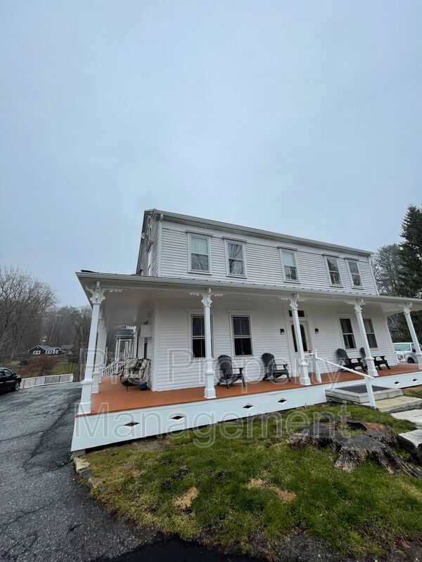 Primary Photo - 273 Baldwin Hill Rd