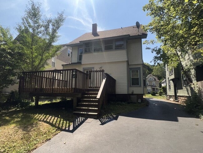 Photo - 935 Westcott St- House