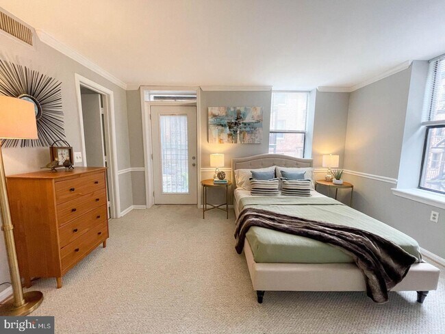 Foto del edificio - 1436 Meridian Pl NW