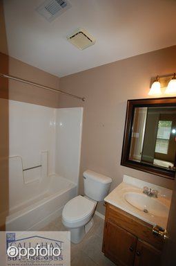 Building Photo - 11 Willow Oak Loop