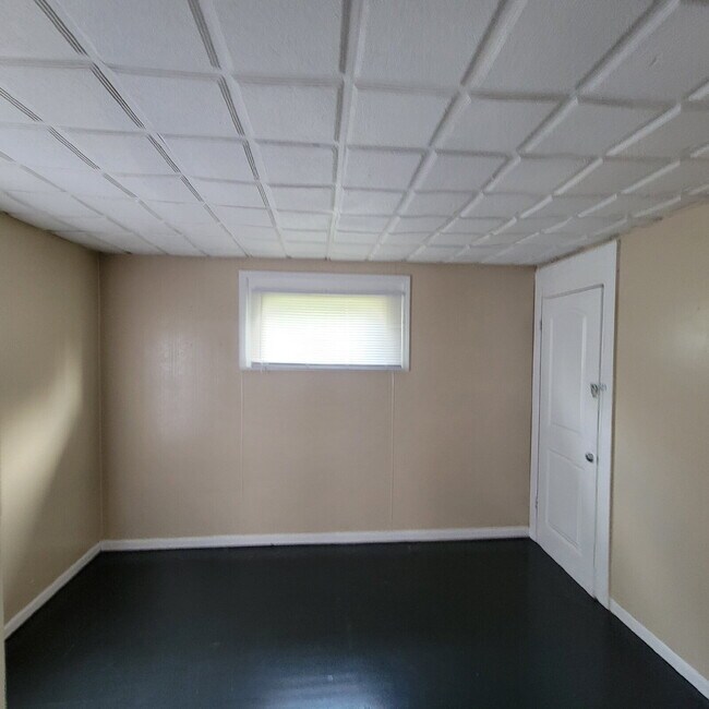Foto del edificio - Christian Park area 2BR House for LEASE!