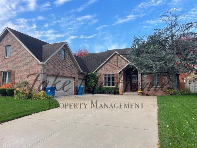 Foto del edificio - 4 Bedroom Home in Kickapoo District!