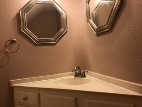 Building Photo - 7350 Kirby Dr