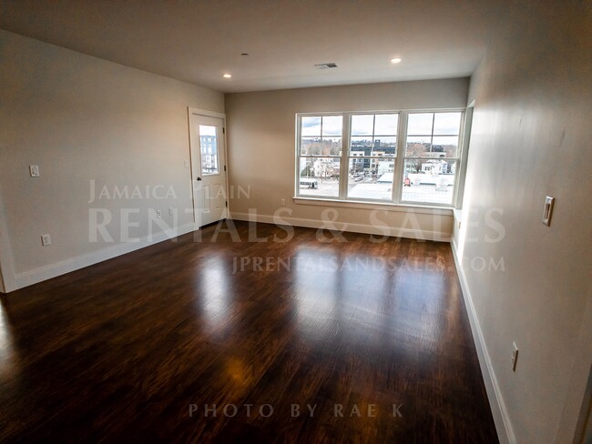 Building Photo - 76 Stonley Rd