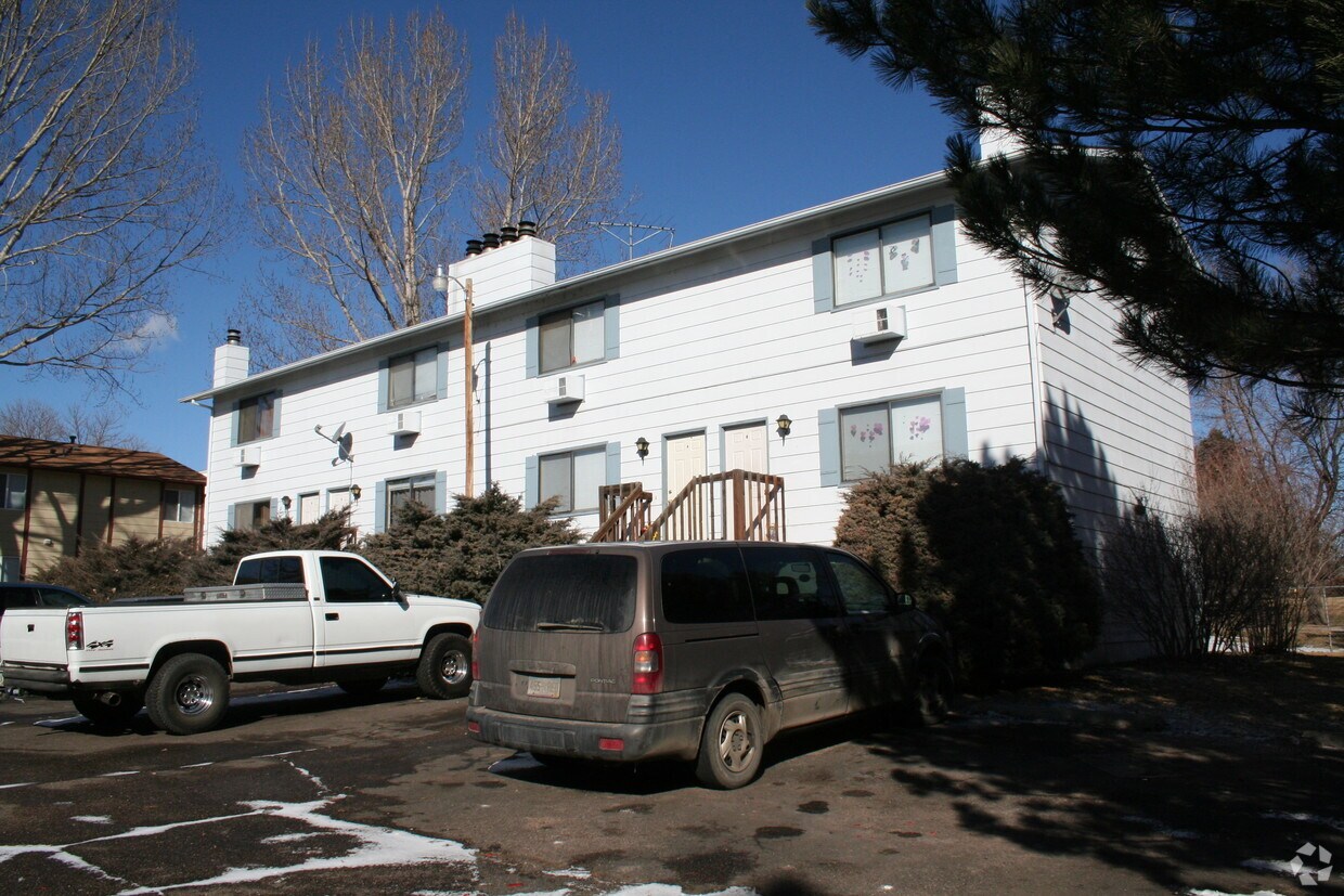 Primary Photo - 2751 28th Ave