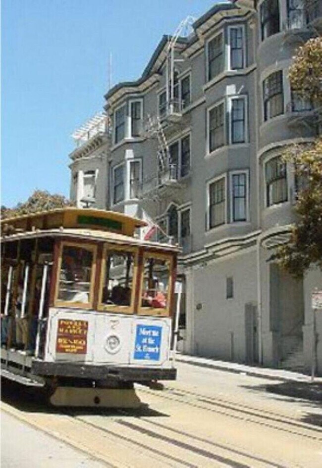 Foto del edificio - 720-730-730 Powell St