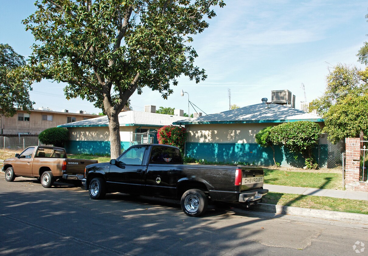 Foto del edificio - 129 N Glenn Ave