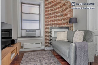 Building Photo - 221 Mott St