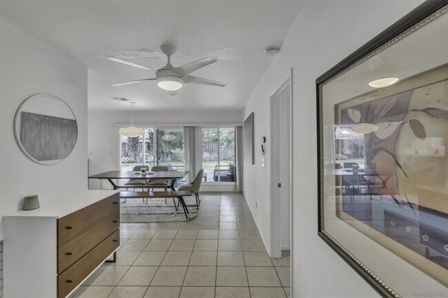 Building Photo - FULLY FURNISHED Mid-Century Modern 3 Bed R...