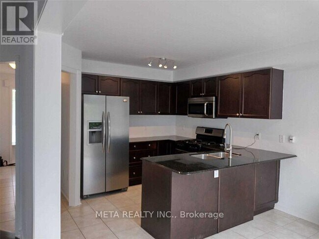 Building Photo - 1628 Glenbourne Dr