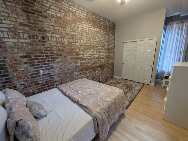 Building Photo - Exquisite Home in Lafayette Square - Steps...