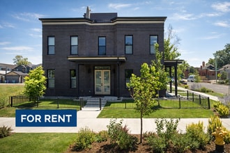 Building Photo - 889 30th St