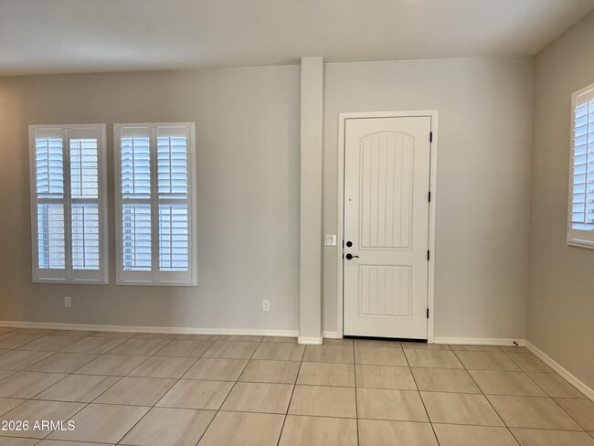 Foto del edificio - 337 W Glacier Bay Dr