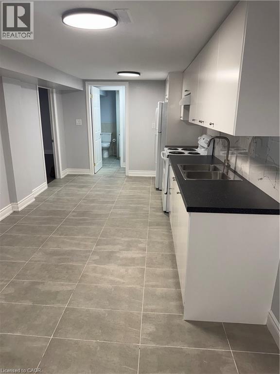 Photo du bâtiment - 2034 Waycross Crescent