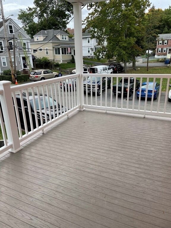 Foto del edificio - 144 Summer St