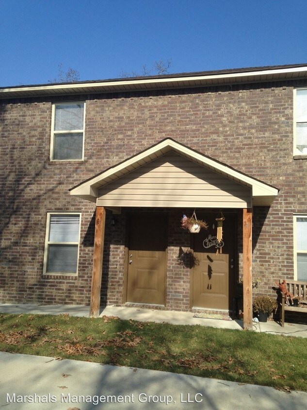 Foto principal - 7801 Joseph St