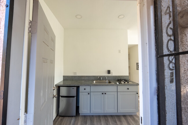 Building Photo - 4608 Melbourne Ave