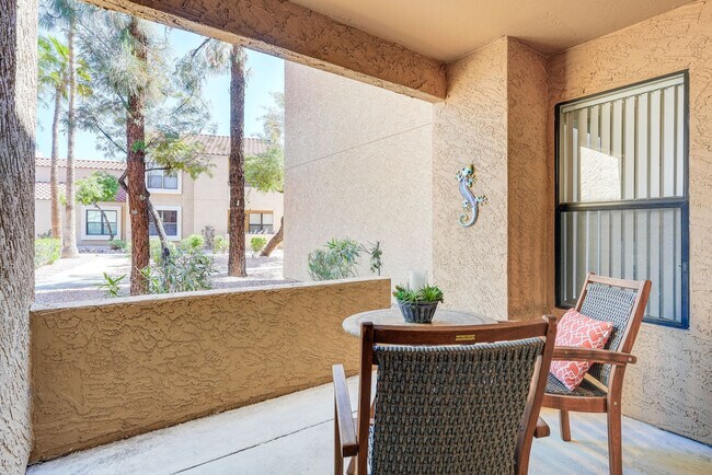 Foto del edificio - 8787 E Mountain View Rd