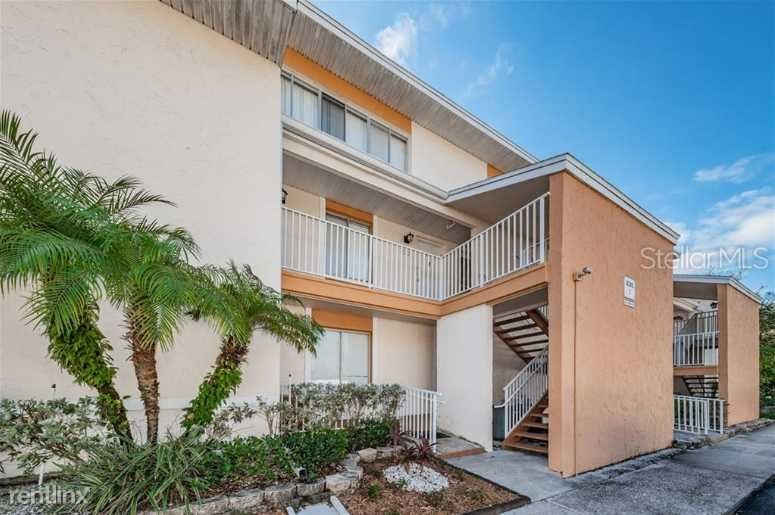 Foto principal - 592 100th Ave N