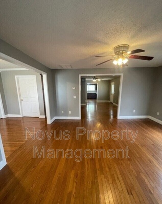 Foto del edificio - 102 Lipham St