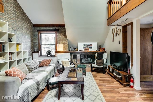 Building Photo - 619 W Cornelia Ave