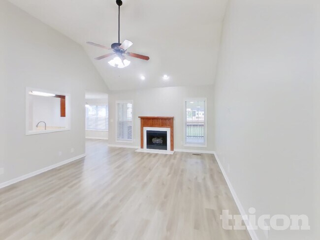 Foto del edificio - 775 Vera Dr