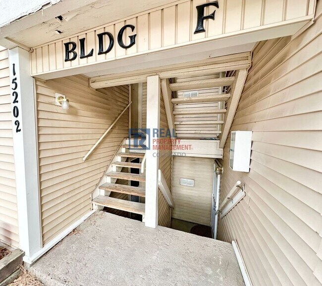 Foto del edificio - 15202 E Hampden Cir