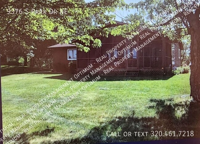 Building Photo - 9376 S Park Dr NE