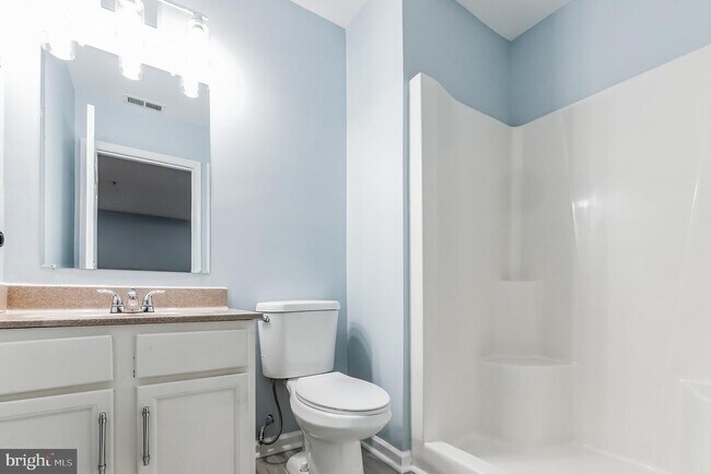 Foto del edificio - 10329 Bridle Ct