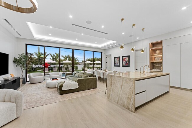 Foto del edificio - 220 S Swinton Ave