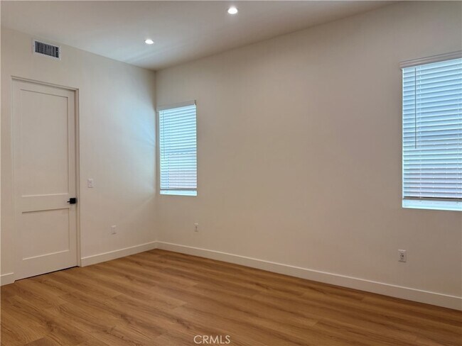 Foto del edificio - 4121 Lafayette Pl