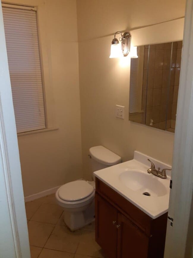 Bathroom - 8128 S Marshfield Ave