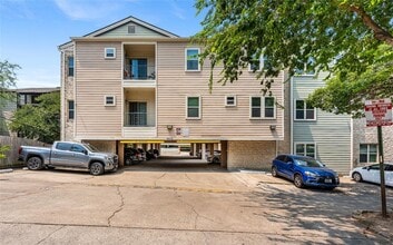 Building Photo - 2414 Longview St