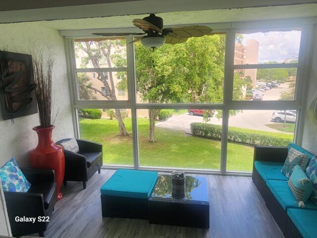 Foto principal - 14721 Bonaire Blvd