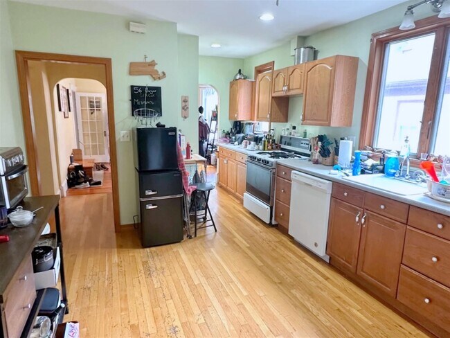 Building Photo - 56 Dwyer Cir