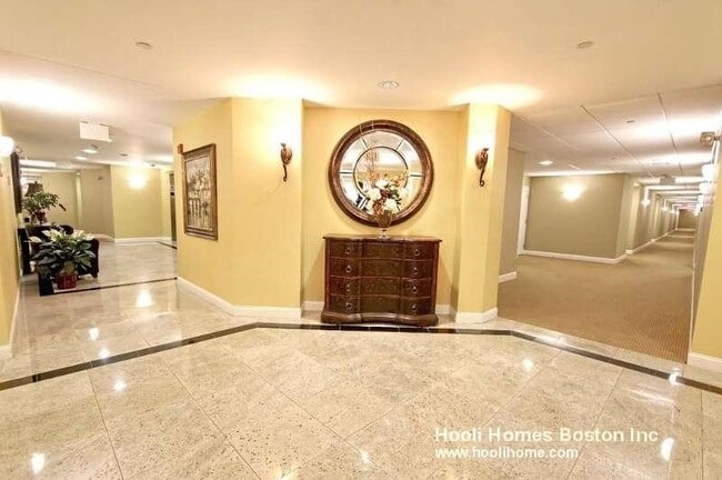 Foto del edificio - 120 Wyllis Ave